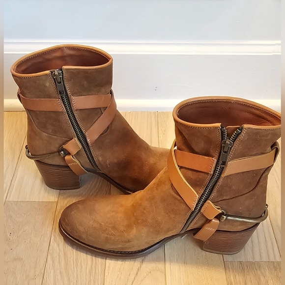 Sundance Ambleside Boots 9B - Picture 3 of 10